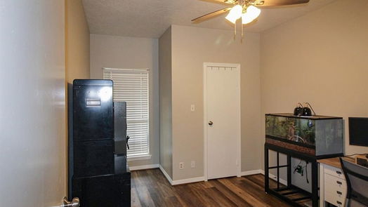 Brenham null-story, 2-bed 2402 Stone Hollow Drive-idx