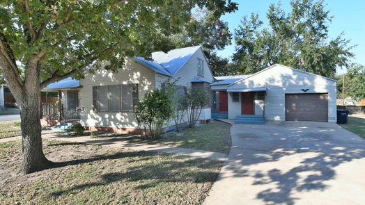 Brenham 2-story, 4-bed 508 Texas Street-idx