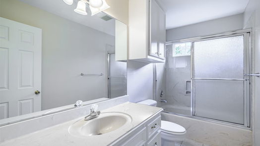 Brenham 2-story, 3-bed 405 W Main Street-idx