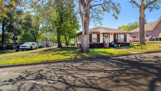 Brenham 1-story, 3-bed 1406 Simon Avenue-idx