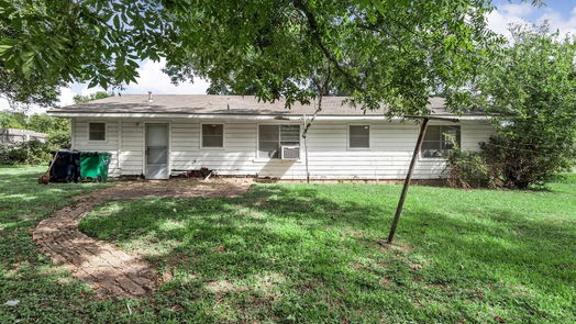 Brenham null-story, 3-bed 1304 E Alamo Street-idx
