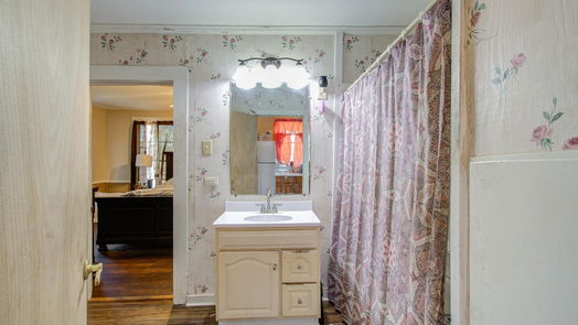 Brenham 2-story, 3-bed 404 W Jefferson Street-idx