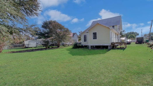 Brenham 2-story, 3-bed 404 W Jefferson Street-idx