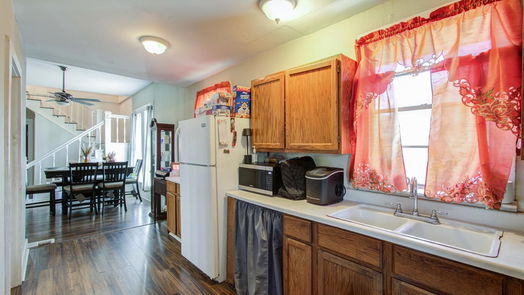 Brenham 2-story, 3-bed 404 W Jefferson Street-idx