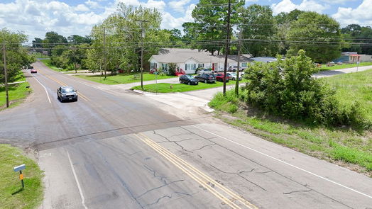 Brenham null-story, null-bed 102 S Dixie Street-idx