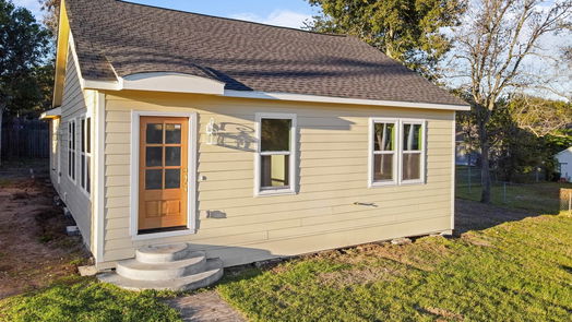 Brenham null-story, 3-bed 104 W Stone Street-idx