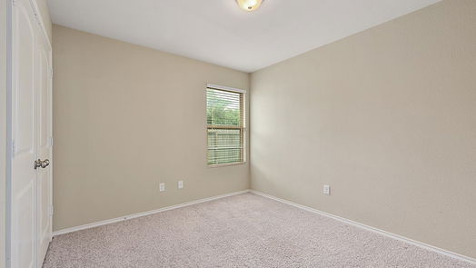 Navasota 1-story, 4-bed 111 Willow Drive-idx