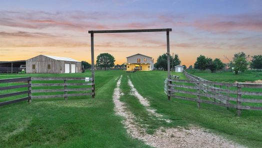 Navasota 2-story, 3-bed 11425 County Road 316A-idx