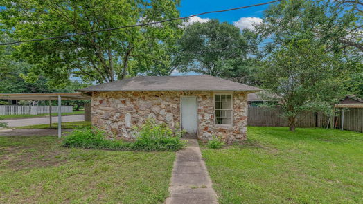 Navasota 1-story, 3-bed 818 E McAlpine St-idx