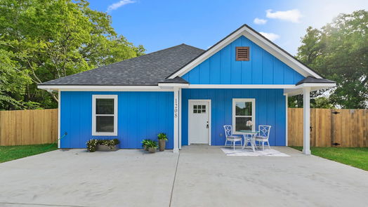 Navasota 1-story, 3-bed 1208 Nolan Street-idx