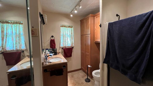 Navasota 2-story, 2-bed 5178 Pine Valley Drive-idx