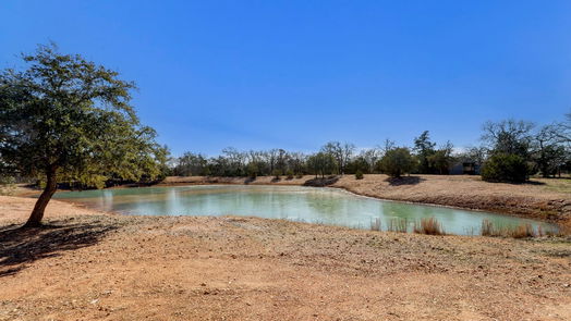 Round Top null-story, 3-bed 833 FM 954-idx