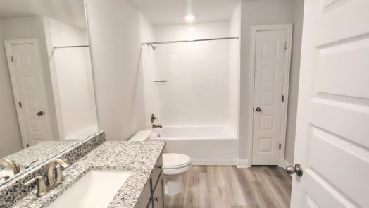 Angleton 1-story, 4-bed 636 Greystone Lane-idx