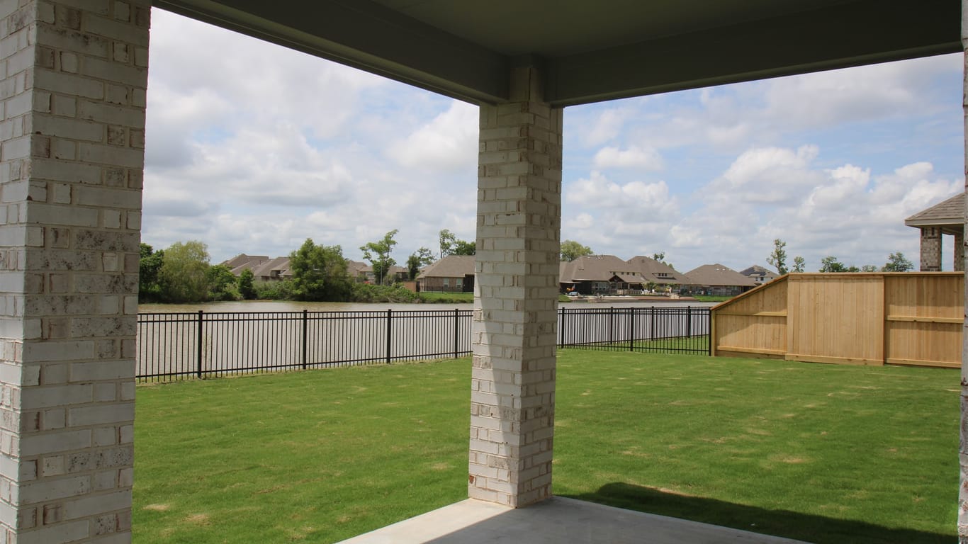 Clute 2-story, 4-bed 140 Water Grass Trail-idx