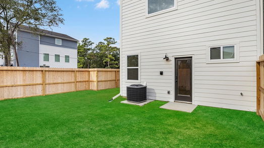 Houston 3-story, 3-bed 4870 Brinkman Street-idx