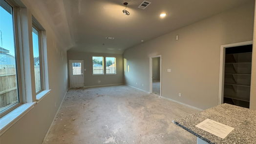 Conroe 1-story, 3-bed 9419 Hard Rock Road-idx