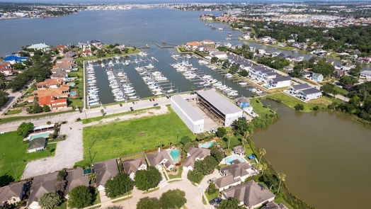 Kemah 1-story, 3-bed 306 Lago Vista Street-idx