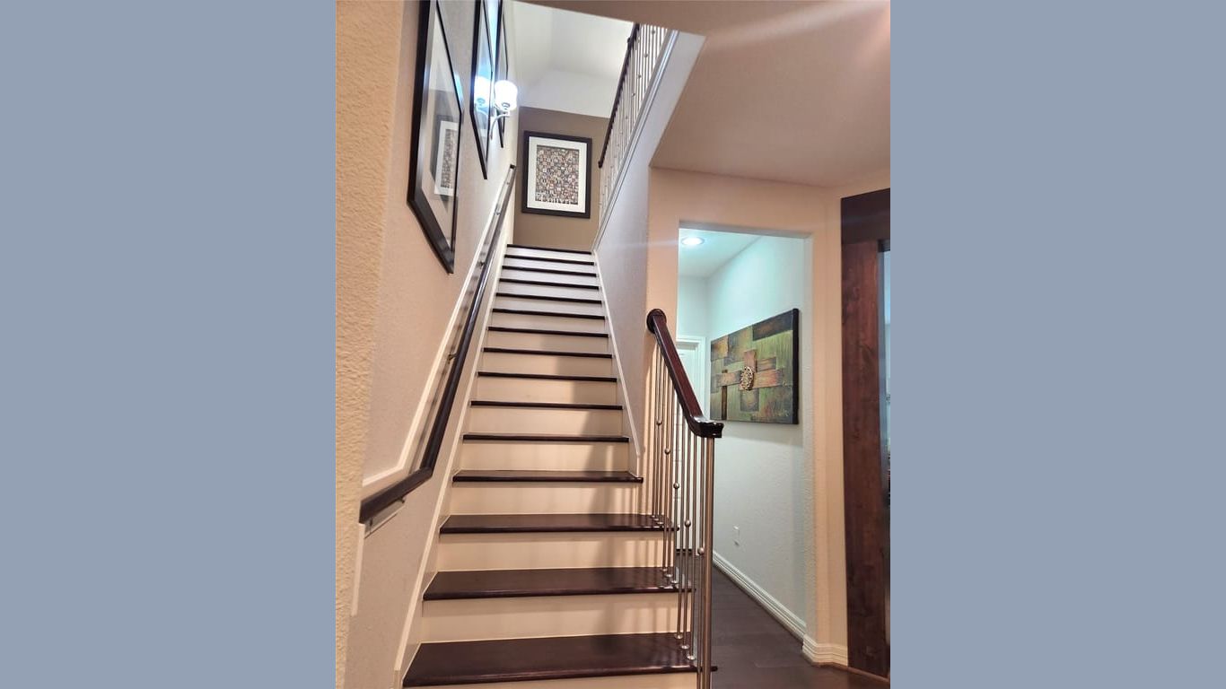 Richmond 2-story, 3-bed 9718 Turquoise Sky Court-idx