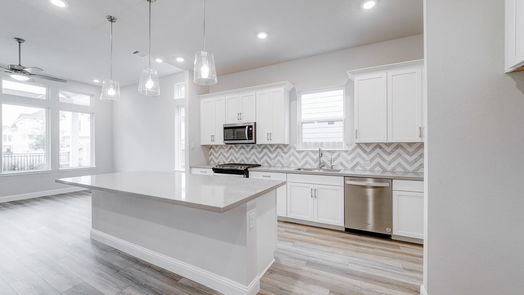 Cypress 2-story, 3-bed 18246 Shoreline Vista Lane-idx