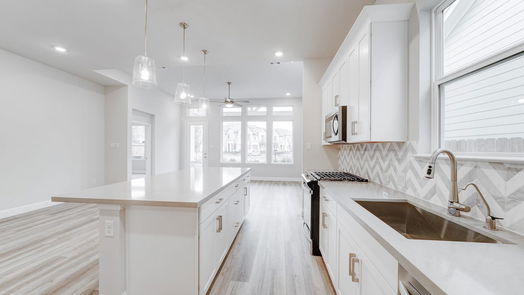Cypress 2-story, 3-bed 18246 Shoreline Vista Lane-idx