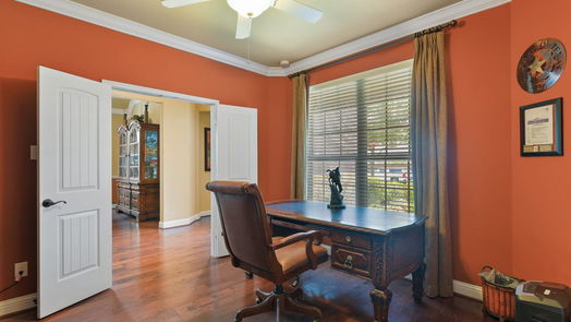 Pearland 2-story, 5-bed 2813 Barrow Creek Lane-idx