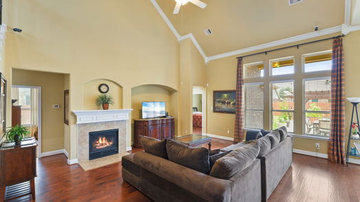 Pearland 2-story, 5-bed 2813 Barrow Creek Lane-idx