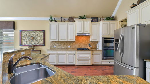 Pearland 2-story, 5-bed 2813 Barrow Creek Lane-idx
