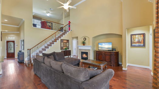 Pearland 2-story, 5-bed 2813 Barrow Creek Lane-idx