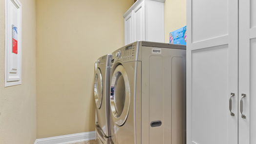 Pearland 2-story, 5-bed 2813 Barrow Creek Lane-idx