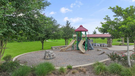 Pearland 2-story, 5-bed 2813 Barrow Creek Lane-idx