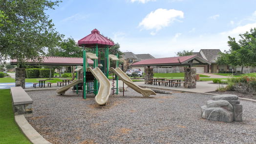 Pearland 2-story, 5-bed 2813 Barrow Creek Lane-idx
