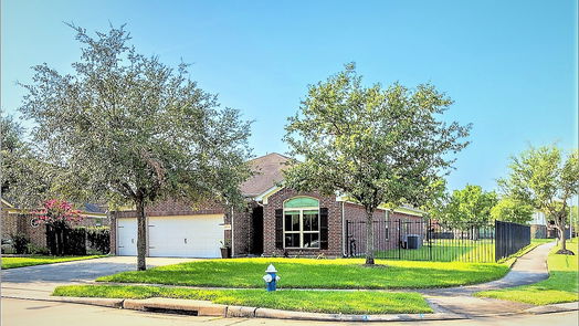 Houston 1-story, 4-bed 18711 Moonlit Pond Court-idx