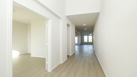 Dayton 2-story, 4-bed 250 Cross Gable Lane-idx