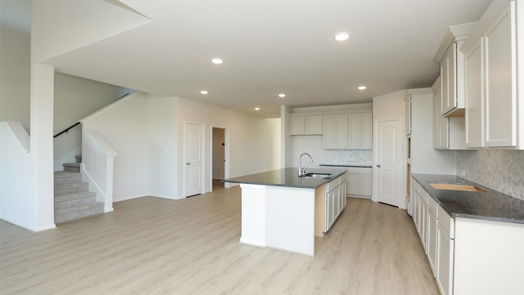 Dayton 2-story, 4-bed 250 Cross Gable Lane-idx