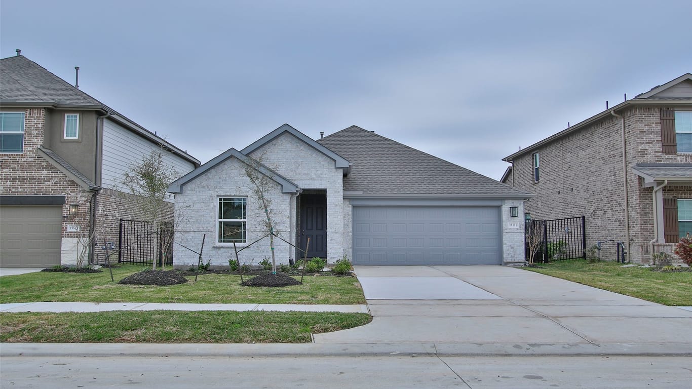 Houston 1-story, 3-bed 15111 Crown Manor Drive-idx