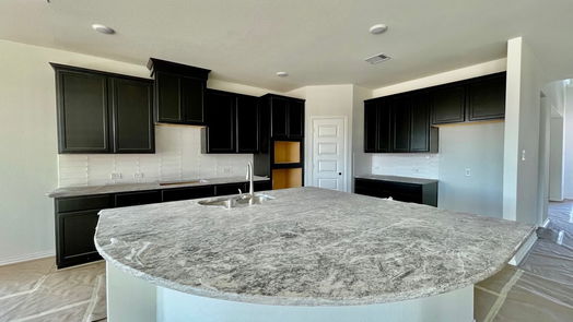 Pearland 2-story, 4-bed 5920 Dublin Lane-idx