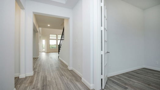 Webster 2-story, 5-bed 662 Rita Blanca Drive-idx