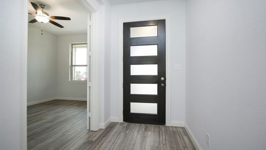 Webster 2-story, 5-bed 662 Rita Blanca Drive-idx