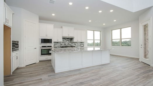 Webster 2-story, 5-bed 662 Rita Blanca Drive-idx
