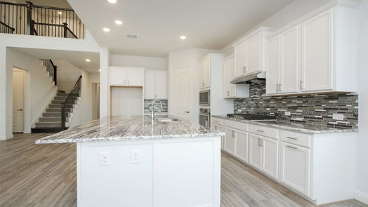 Webster 2-story, 5-bed 662 Rita Blanca Drive-idx