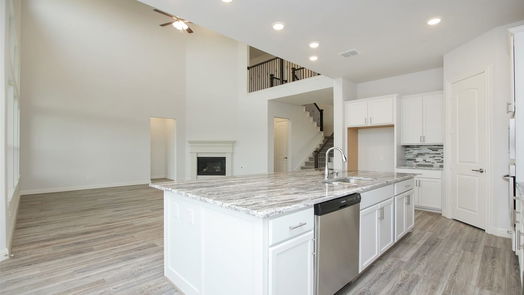 Webster 2-story, 5-bed 662 Rita Blanca Drive-idx