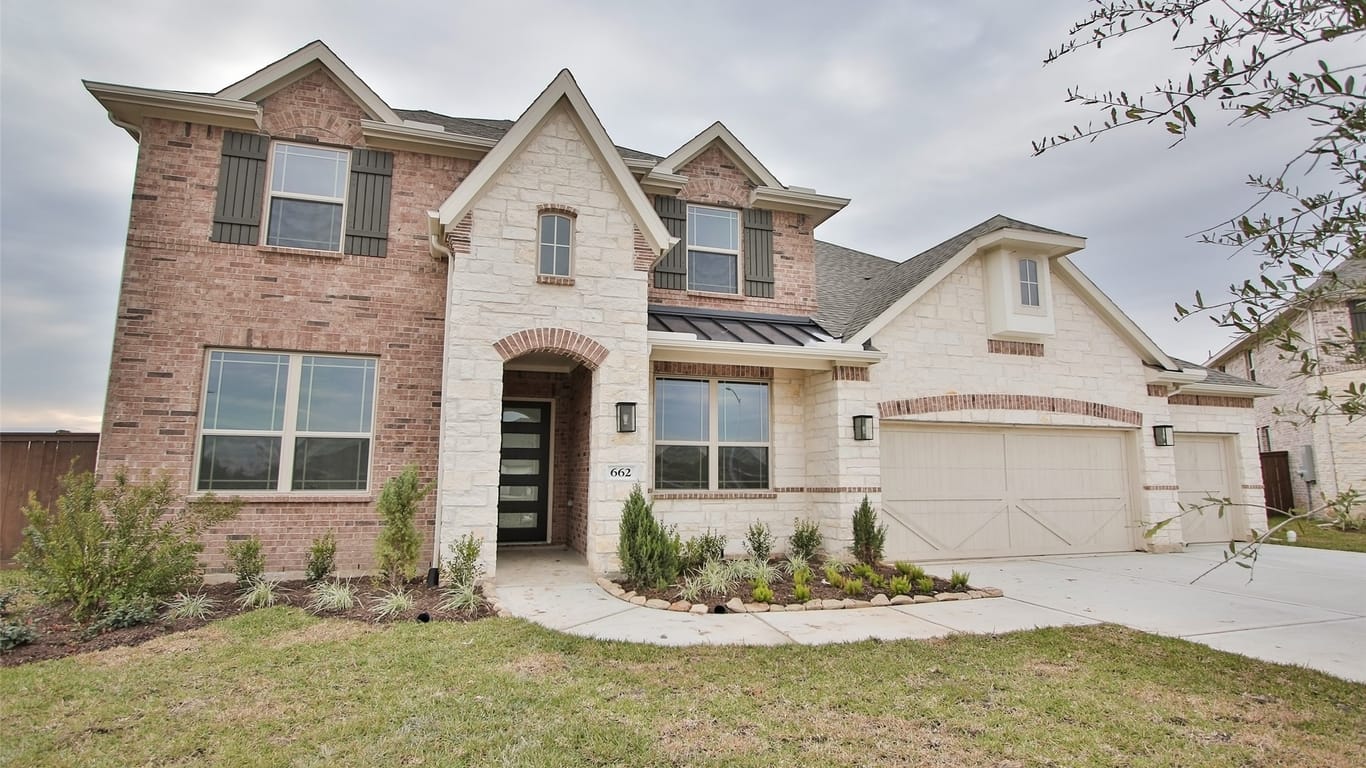 Webster 2-story, 5-bed 662 Rita Blanca Drive-idx