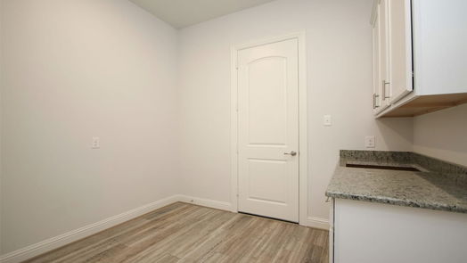Webster 2-story, 5-bed 662 Rita Blanca Drive-idx