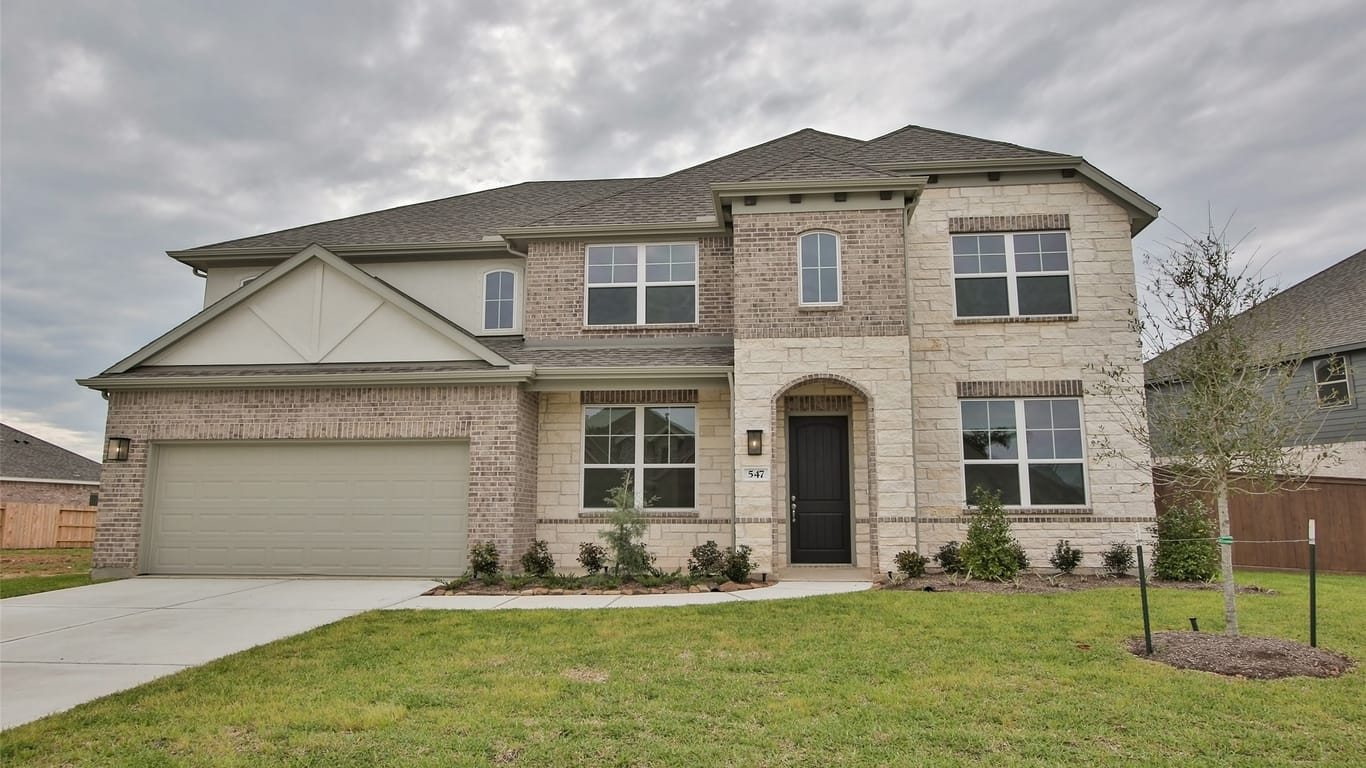 Webster 2-story, 5-bed 547 Rita Blanca Drive-idx