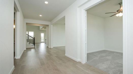 Webster 2-story, 5-bed 547 Rita Blanca Drive-idx