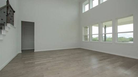 Webster 2-story, 5-bed 547 Rita Blanca Drive-idx