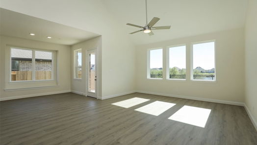 Webster 2-story, 5-bed 523 Rita Blanca Drive-idx