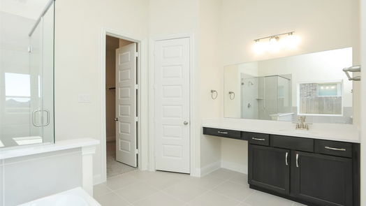Webster 2-story, 5-bed 523 Rita Blanca Drive-idx