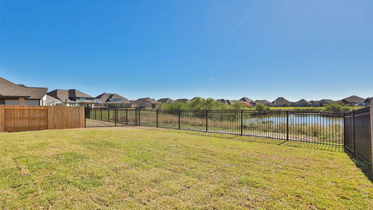 Webster 2-story, 5-bed 523 Rita Blanca Drive-idx