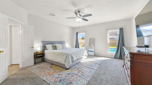 Pearland 2-story, 6-bed 3721 Pinehurst Drive-idx